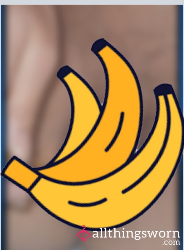 Using A Gla** Banana Di**o In Wet Pu**y