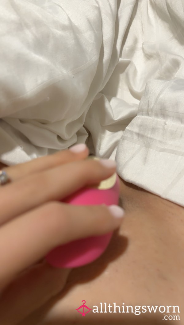 Using My Clit Stimulator Until I C*m🍒