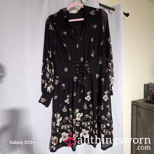 V Neck Black Flor*l Dress