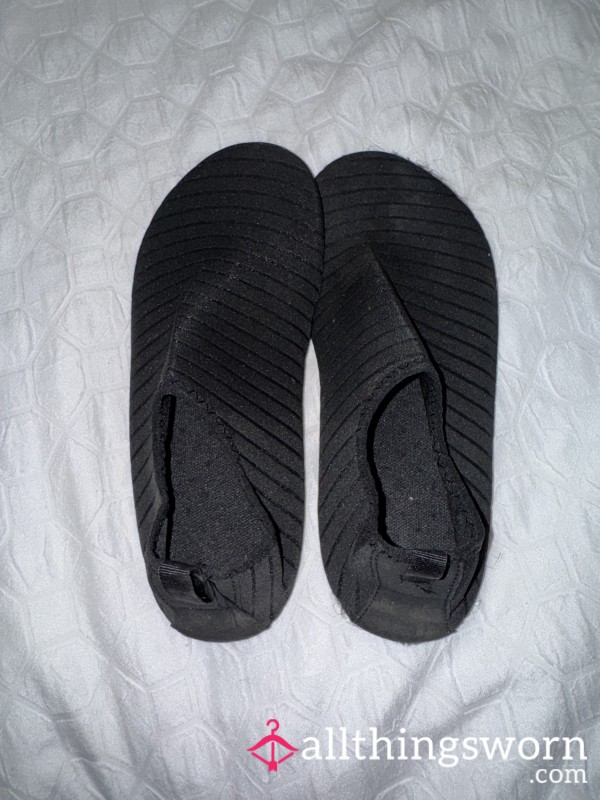Vacation Worn And Used Black Water Shoes