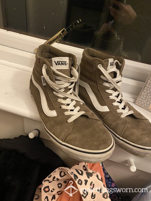 Vans High Tops Size 9