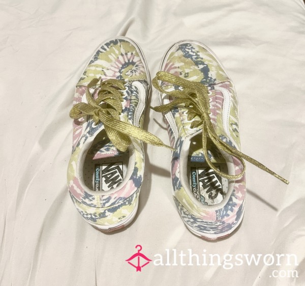 VANS! Off The Wall Series, Smelly And Worn With Dope Sparkly Laces!!