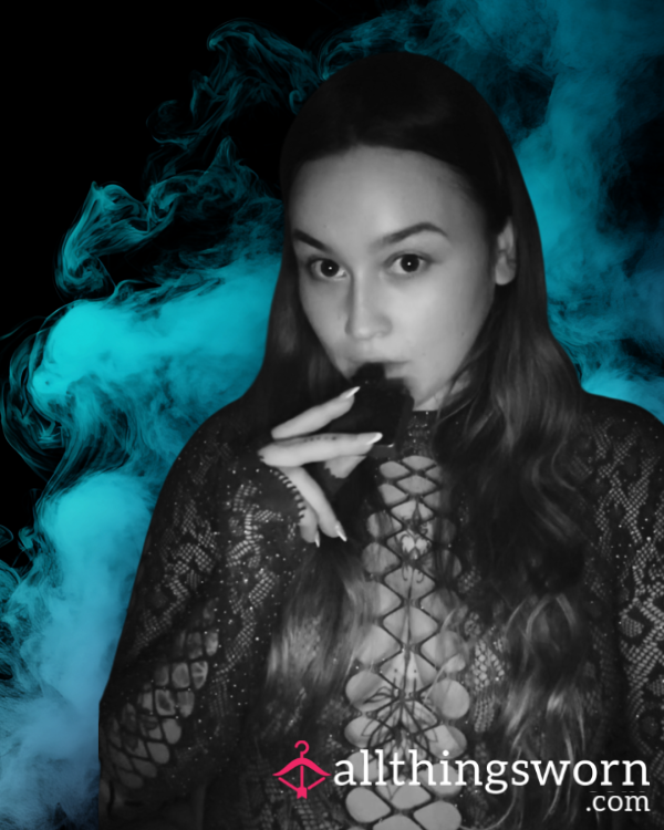 Short Vaping Video – Casual, Close, Distracting 💨