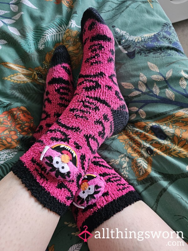 Variety Of Fluffy Socks.. Can Be Worn For Multiple Days For Extra Cost 😜