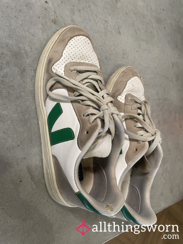 Veja Sneakers