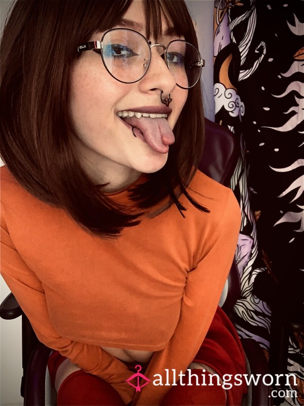 VELMA COSPLAY