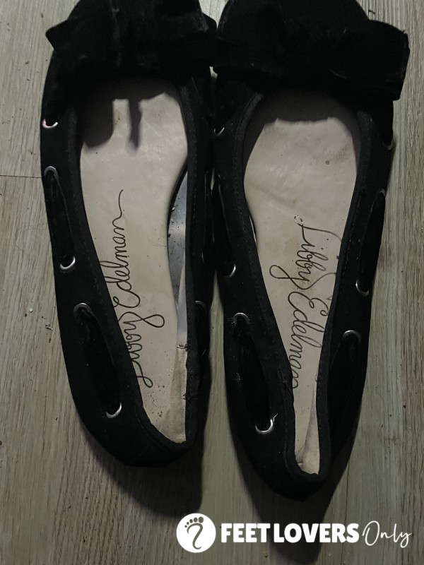 Velvet Bow Flats Size Ten