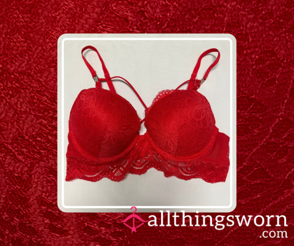 Crimson Obsession ⋆ Well Worn Lace Bra  ⋆ Natural Scent