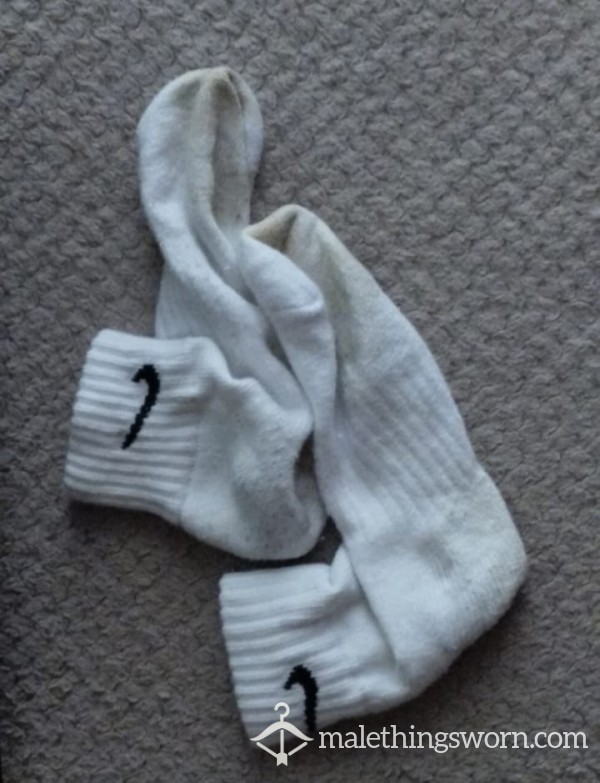 Vendo Calze Indossate Anche Per 10 O Piu Giorni. Provare Per Credere...