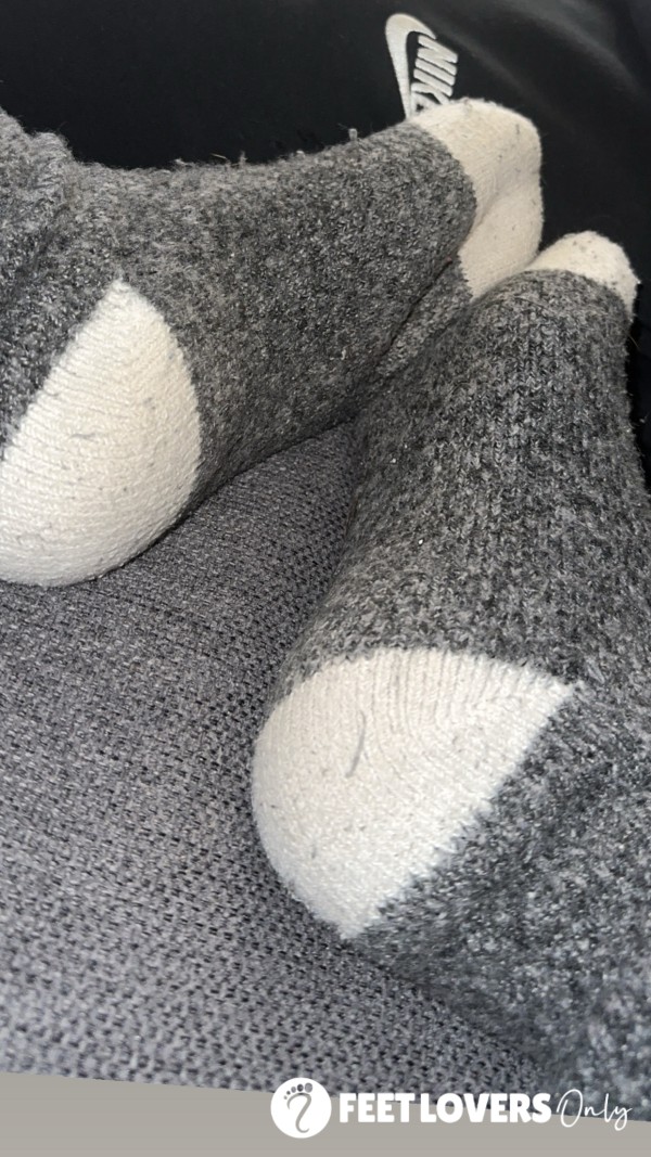Vends Photo De Pied Et Vidéo
