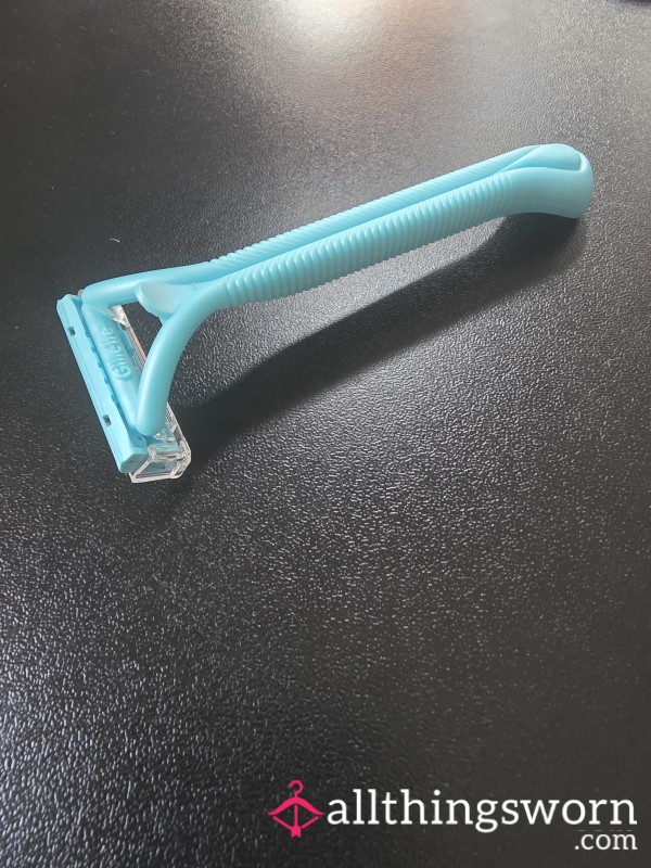 Customised Shave - Venus Razor