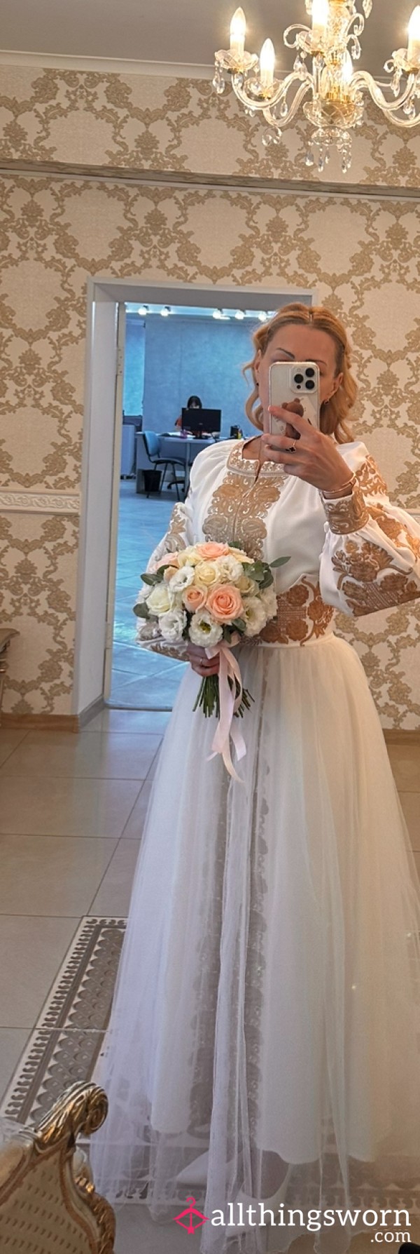 Exklusiv Verführtes Weiß – Mein Getragenes Brautkleid Sucht Einen Verehrer