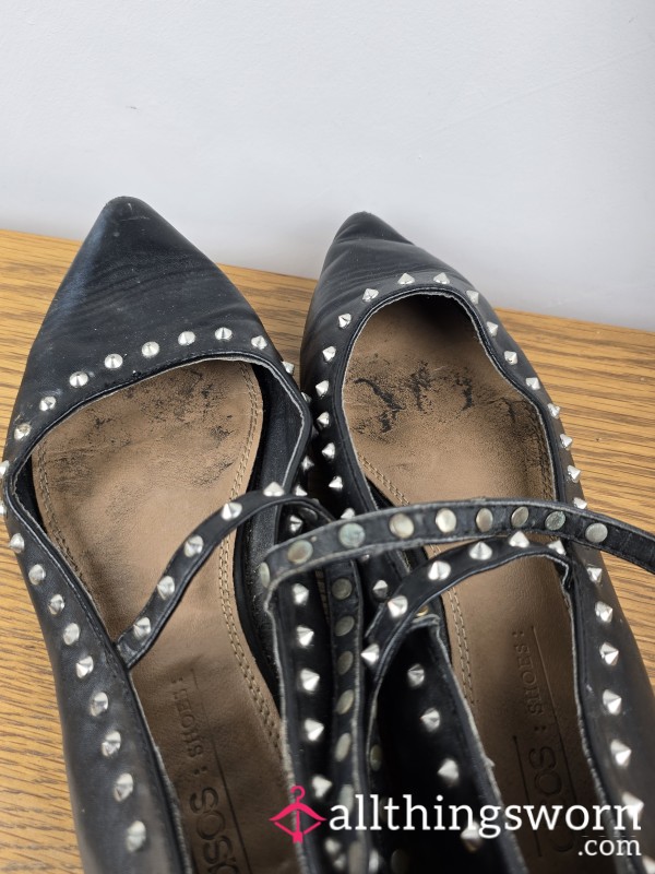 Very Dirty Pointy Black Flats