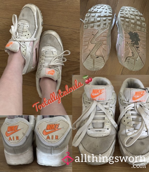 Filthy Size 3 Nike Air Max