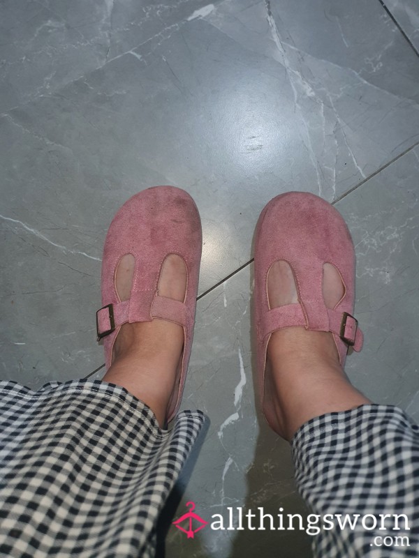 Very Dirty, Very Stinky Flat Clogs