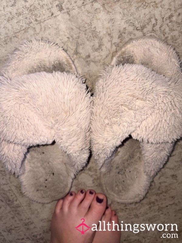 👣 Very Dirty Worn Slippers 🫦👣