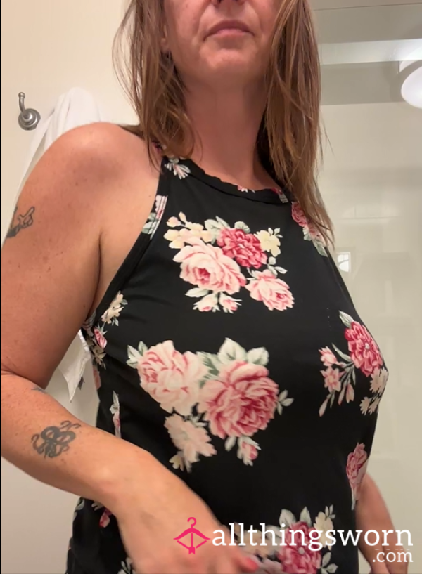 Very Fun Shower While Traveling With A**l Toy