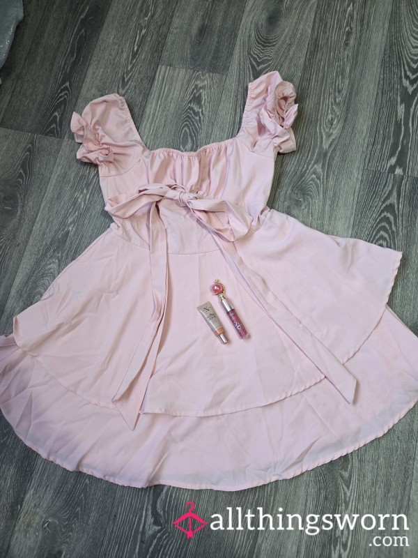 VERY GIRLY PINK CUTE DRESS +LIPGLOSS AND CHEEKS BLUSH