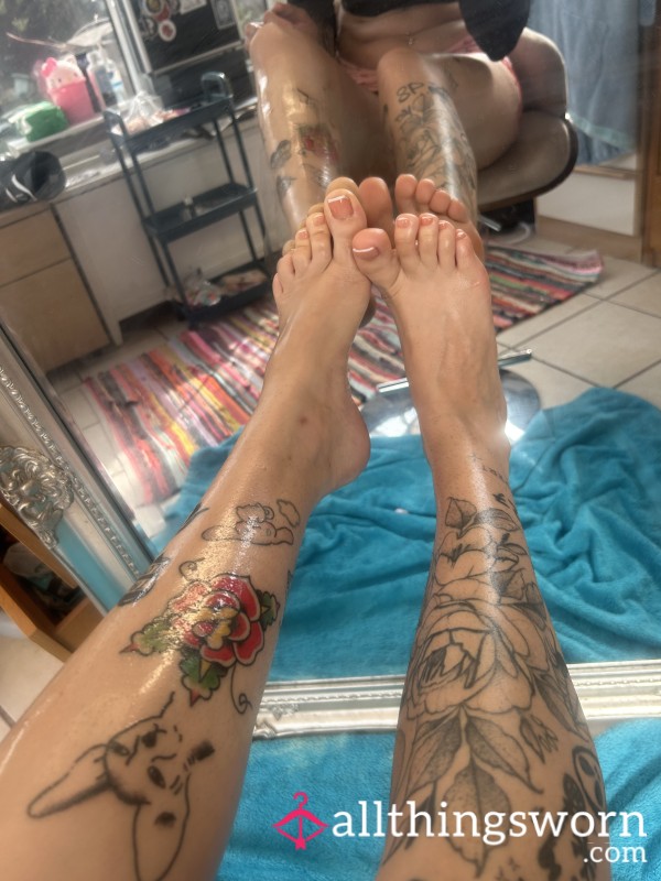 Very Oily Feet And Legs Pictures