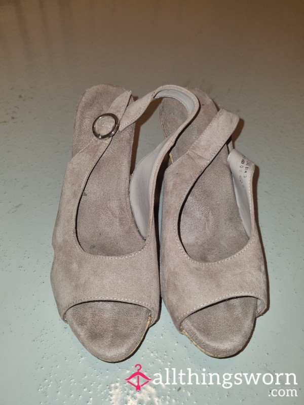 Very Old Pink Wedge Heels – Well Worn & Loved 💗