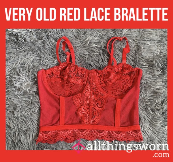 Very Old Red Lace Bralette🌹
