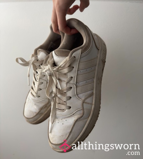 Very Old, Stinky Adidas Trainers! 👟