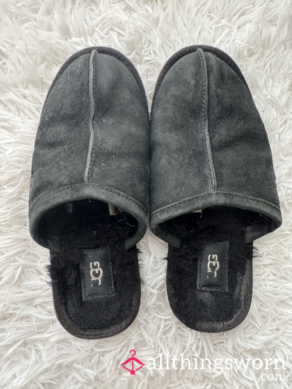 VERY OLD - Ugg Slippers