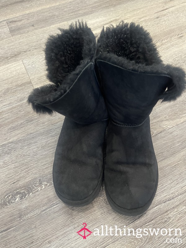 VERY OLD WORN SMELLY BLACK UGG SLIPPERS