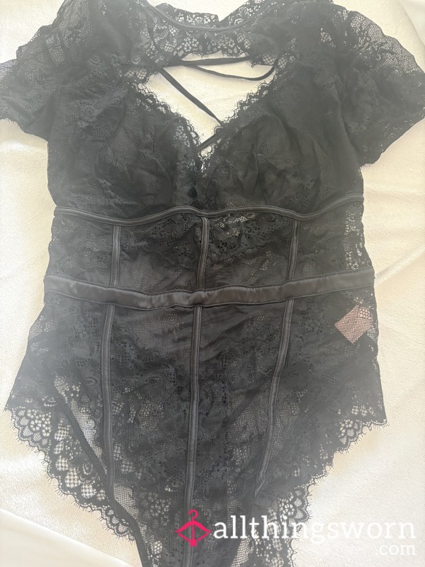 Very S**y Full Set Lingerie