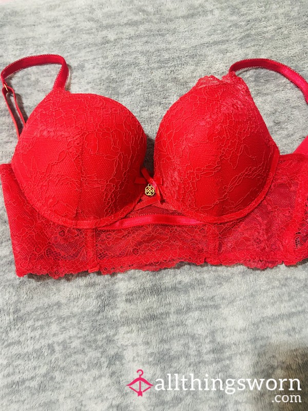 Very S**y Red Bra 💋