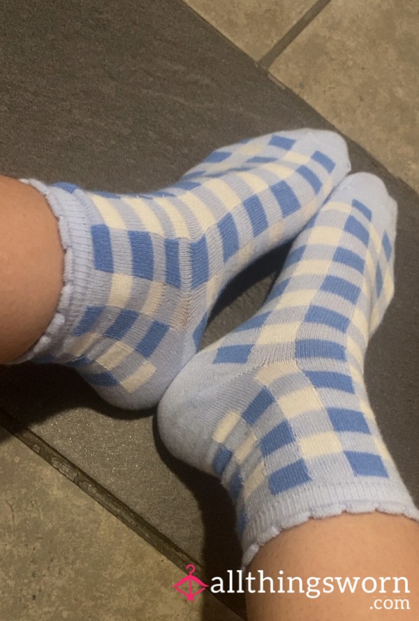 Very Soft Blue & White Ankle Socks