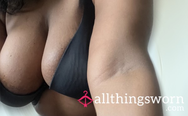 💦 Very Sweaty/Used Black Bra 💦
