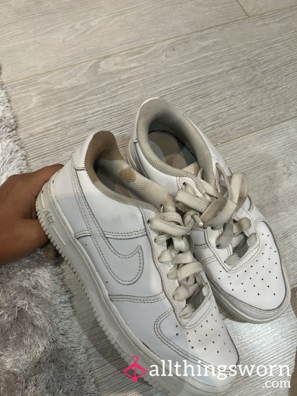 Very Used Airforces