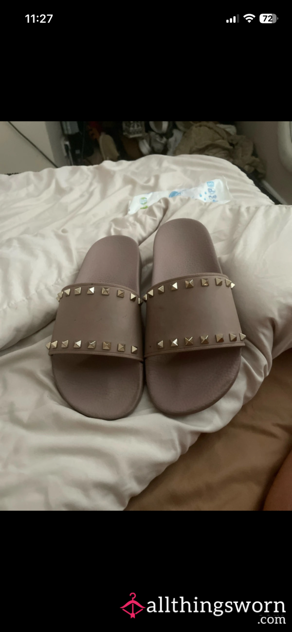 Very Used And Worn Sliders