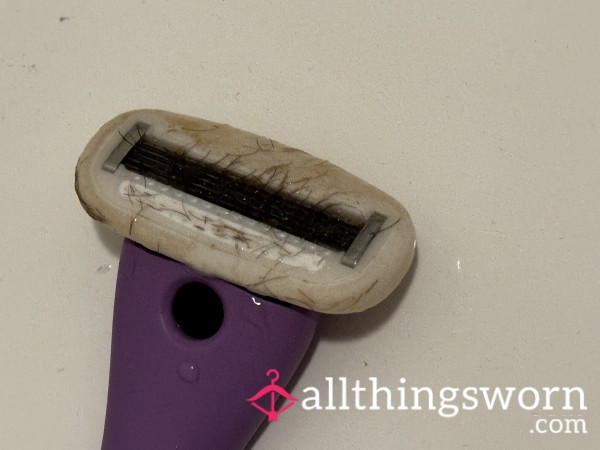 Very Used Dirty Razor