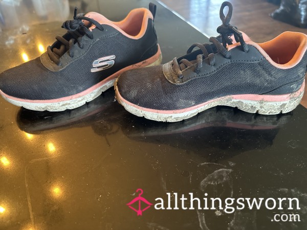Very Used Sketchers