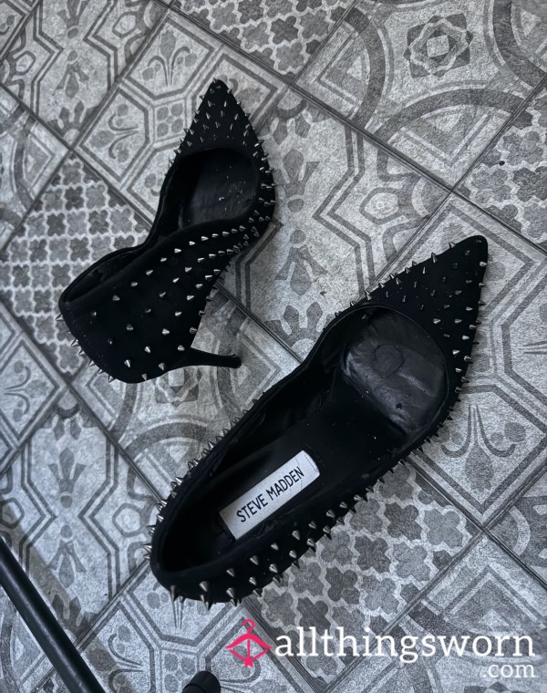 Very Well Loved Steve Madden Spiked Heels 🖤