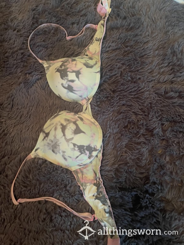 Very Used VS Pink Bra