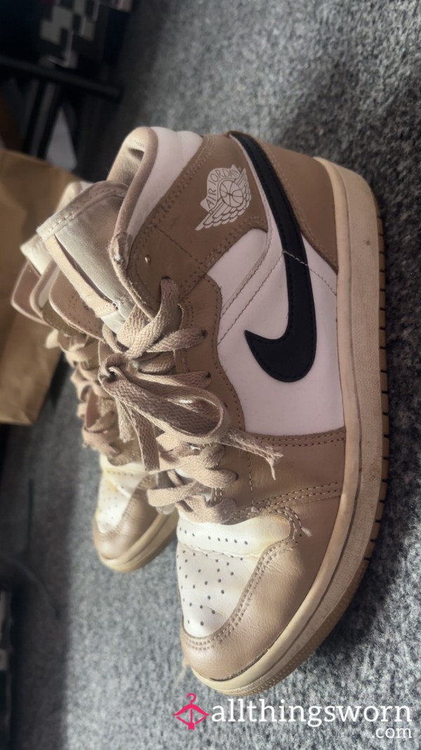 Very Used/ Worn Trainers/ Sneakers Worn For 6 Months My Go-to Shoes Very Very Worn Stained Ect🤍