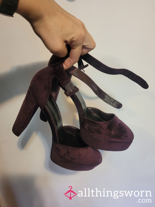 Very Well Loved Velvet High Heels
