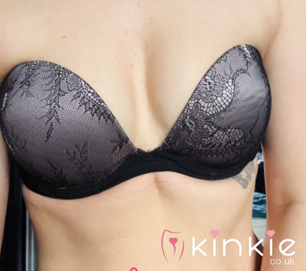 Very Well Worn Boux Avenue Black Lace Padded Push-up Strapless Bra
