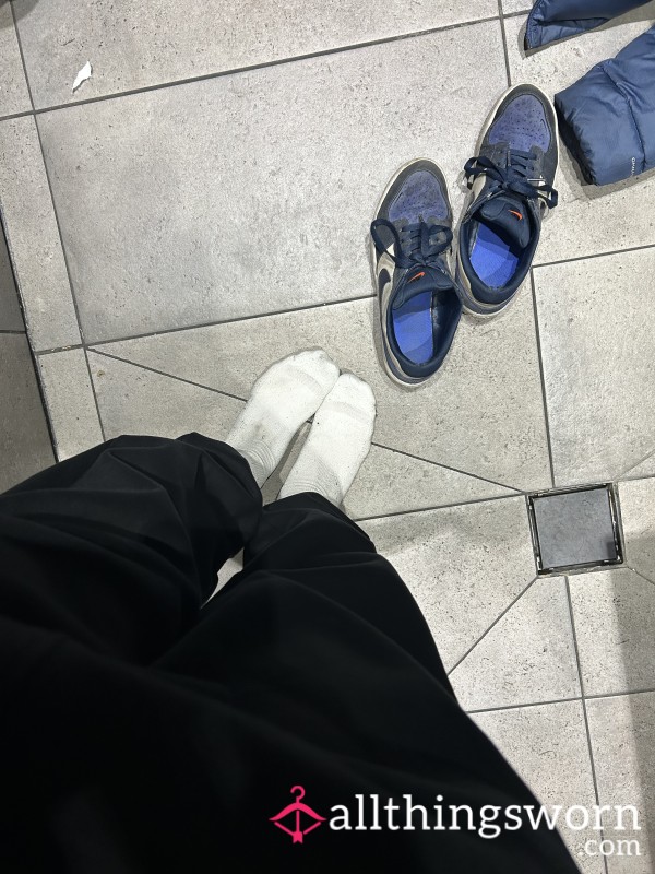 Very Well Worn Gym/ Work Trainers