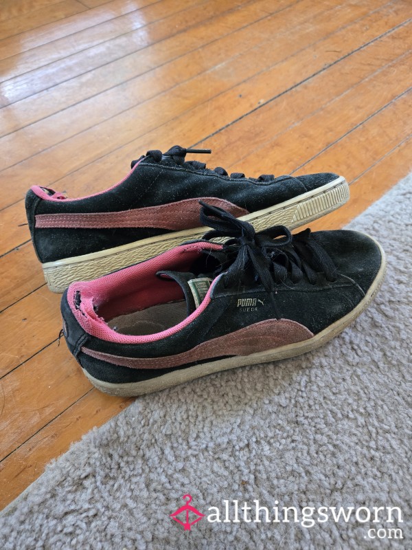 Very Well Worn Puma