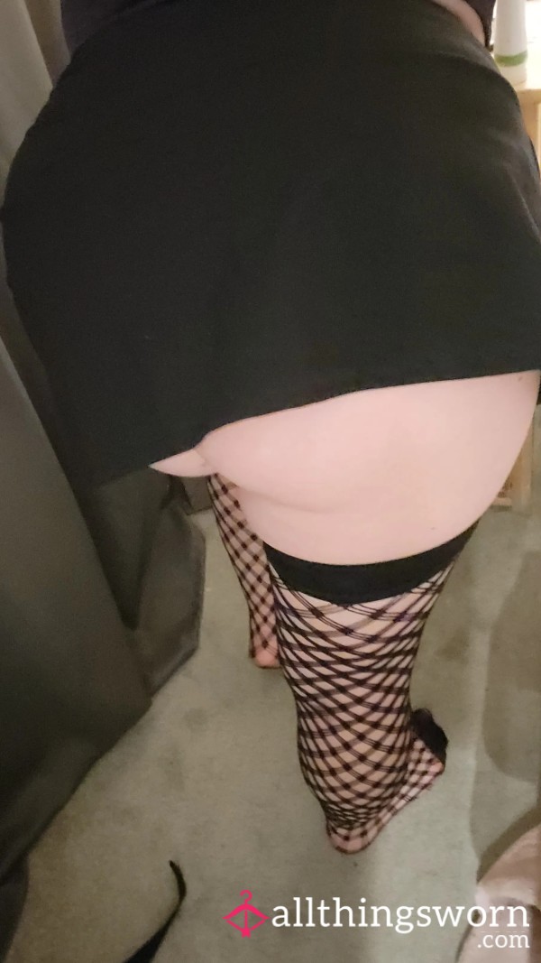 Very Well Worn Stockings - Double Fishnet Design