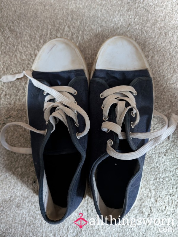 Very Well Worn Very Sweaty Pumps