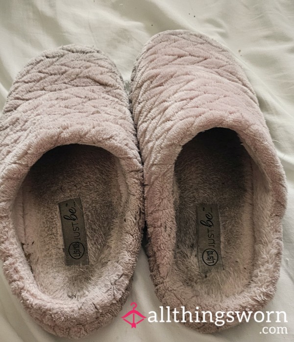 Very Worn And Imprinted Slippers