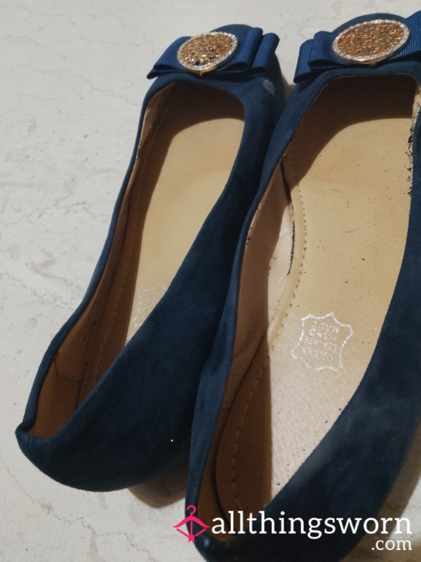 Very Worn And Very Smelly 🧀Ballet Flats/pumps
