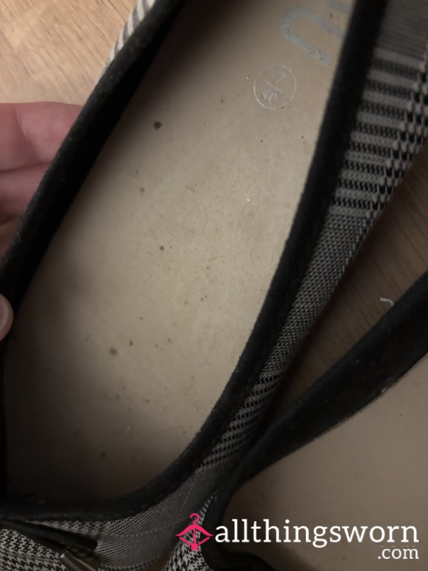 Very Worn Ballet Flats😈