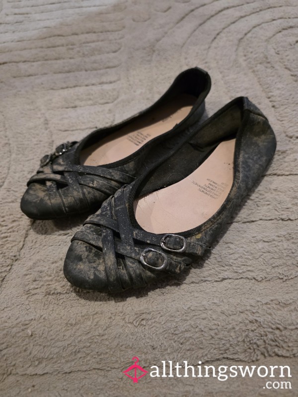 Very Worn Black Flats.