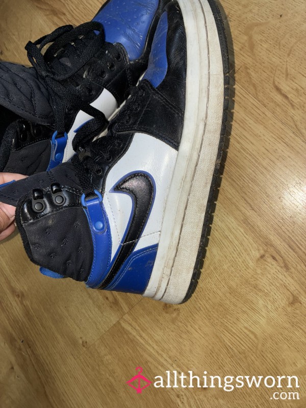 Very Worn Jordans👟